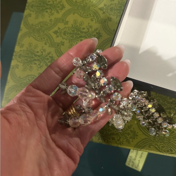 The MOST AMAZING piece of Vintage costume Jewelry ever. - Picture 15 of 15